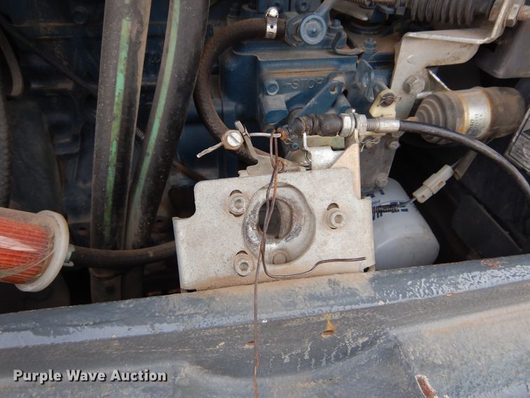 image for item KV9244 2002 Gehl GE373  mini excavator