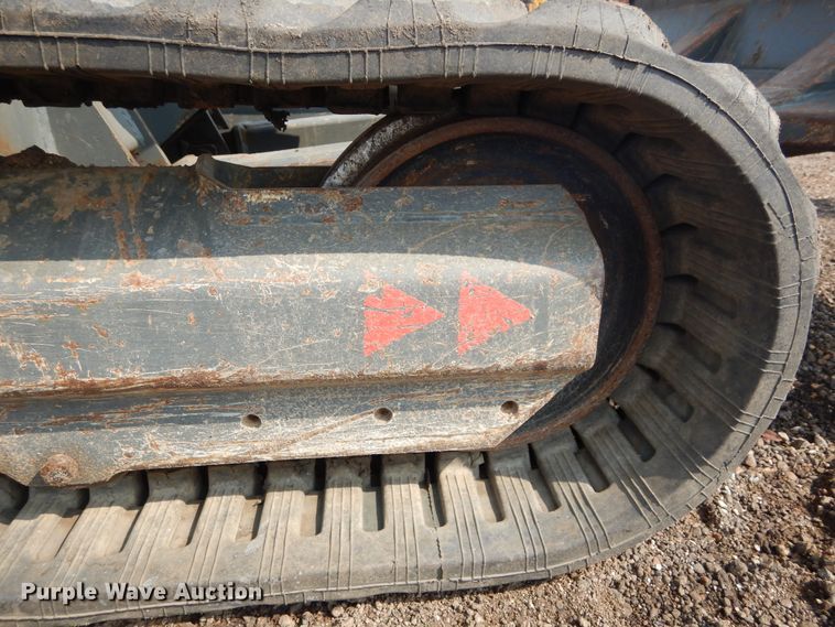 image for item KV9244 2002 Gehl GE373  mini excavator