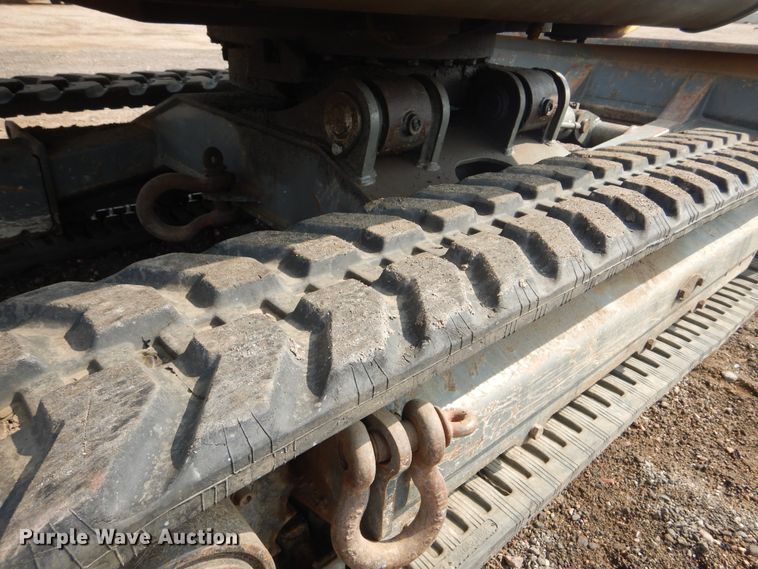 image for item KV9244 2002 Gehl GE373  mini excavator