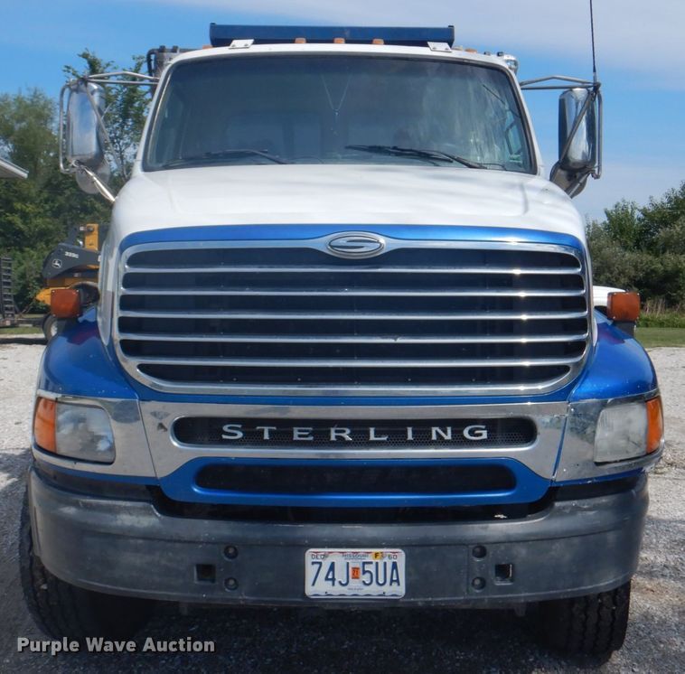 image for item KW9857 2007 Sterling A9500  dump truck