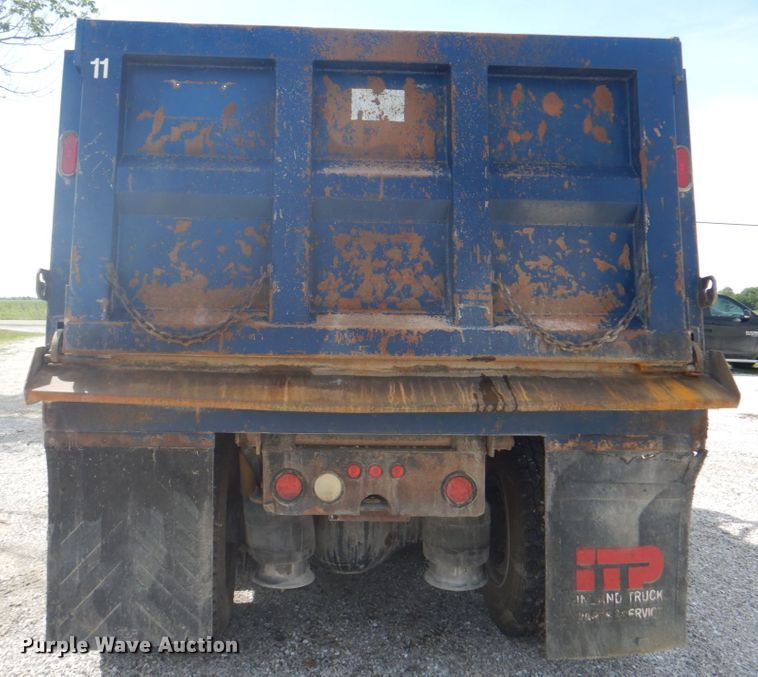 image for item KW9857 2007 Sterling A9500  dump truck