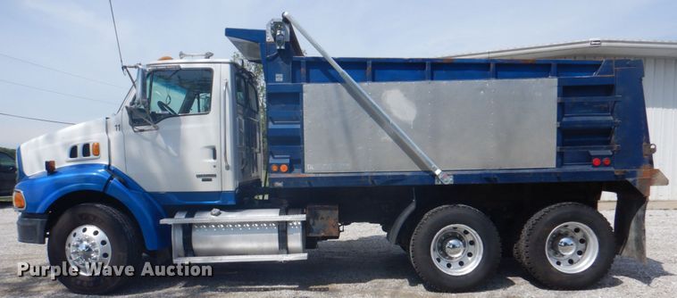 image for item KW9857 2007 Sterling A9500  dump truck