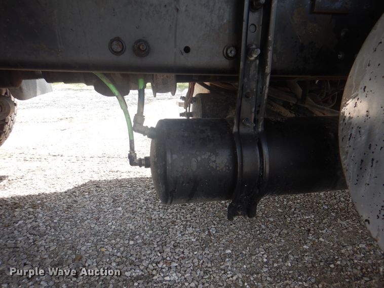 image for item KW9857 2007 Sterling A9500  dump truck