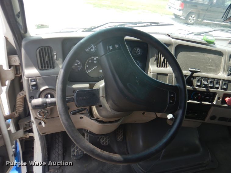 image for item KW9857 2007 Sterling A9500  dump truck