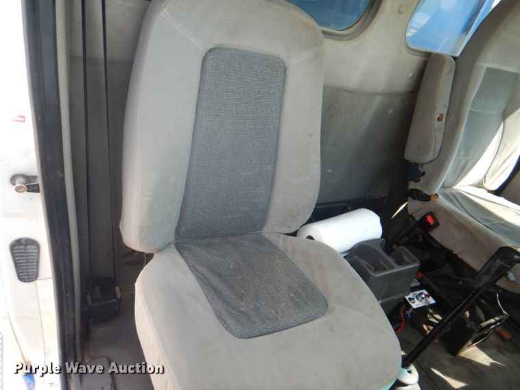 image for item KW9857 2007 Sterling A9500  dump truck