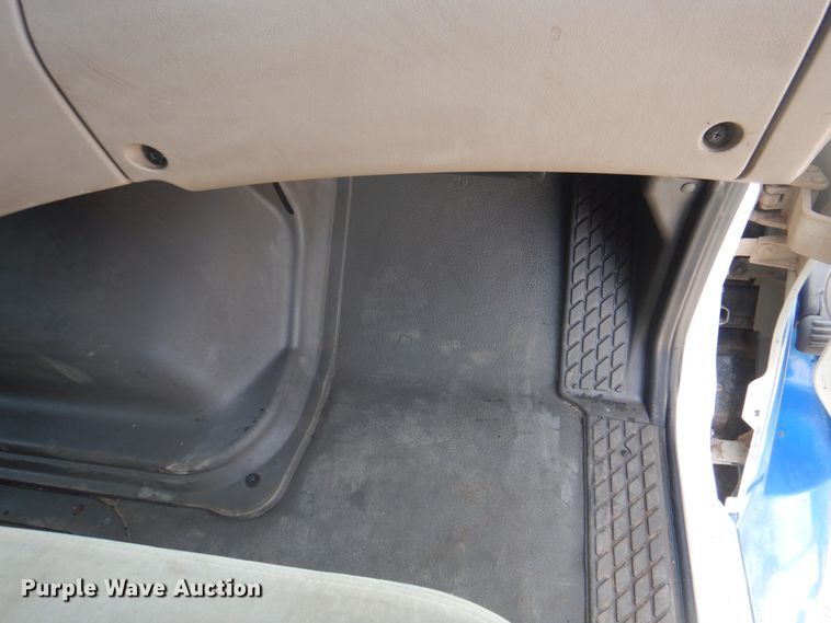 image for item KW9857 2007 Sterling A9500  dump truck