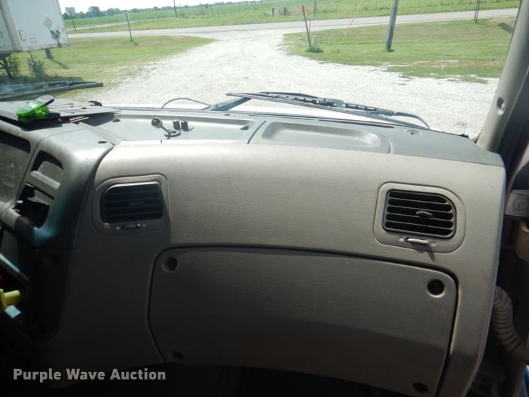 image for item KW9857 2007 Sterling A9500  dump truck