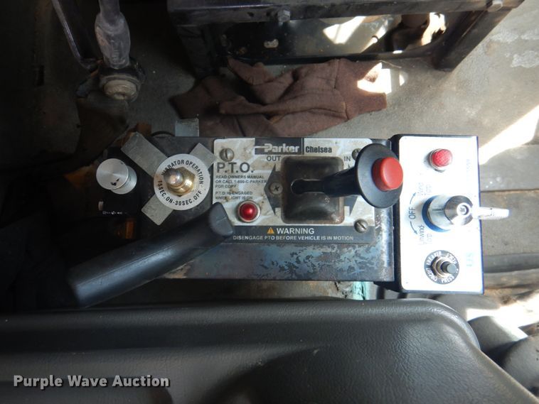 image for item KW9857 2007 Sterling A9500  dump truck