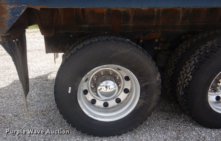 image for item KW9857 2007 Sterling A9500  dump truck