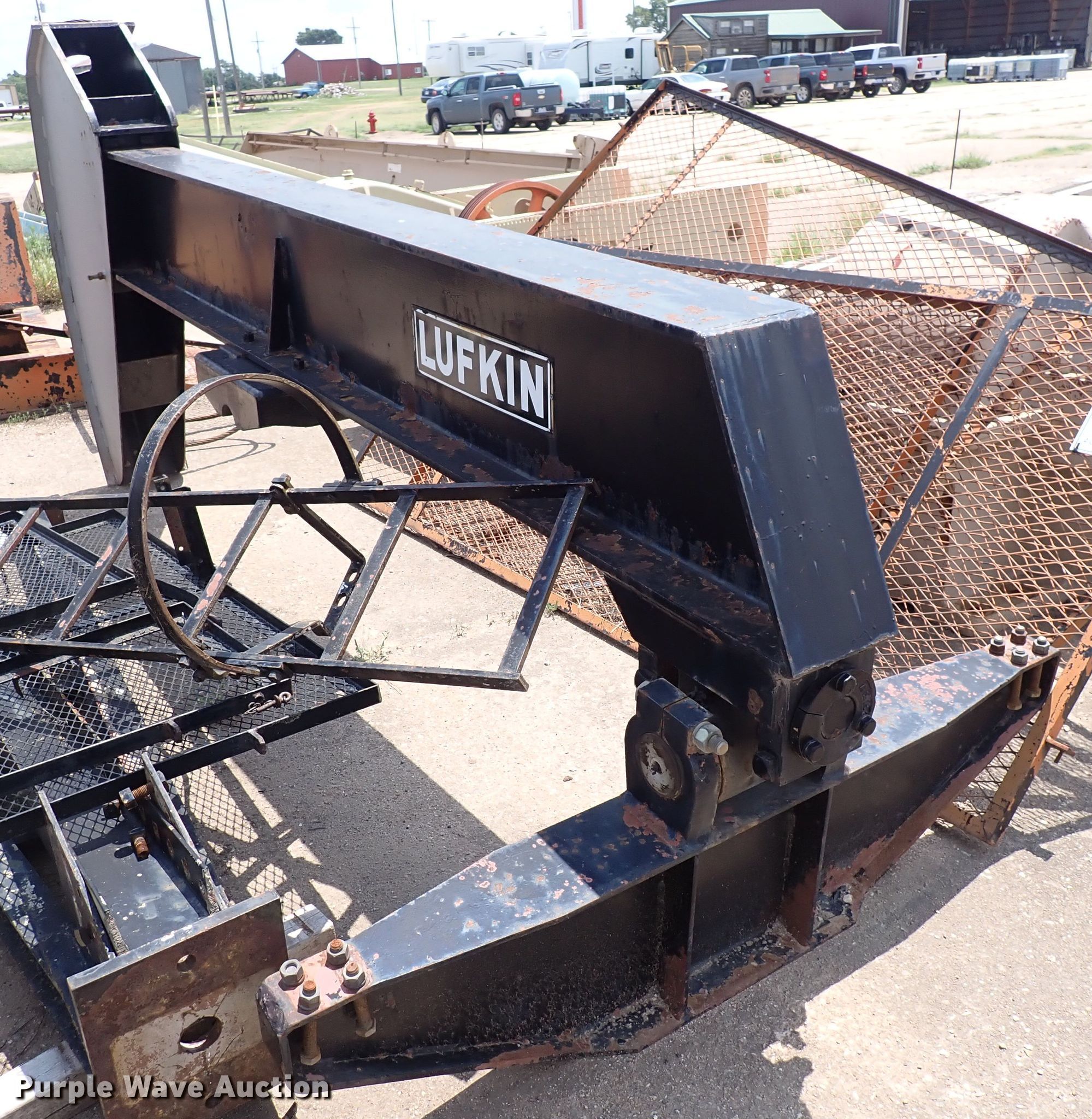 Lufkin 11414364 pump jack in Pratt, KS Item DN1843 sold Purple Wave