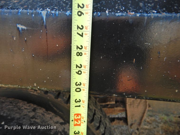 image for item DK2407 1985 GMC 7000  dump truck