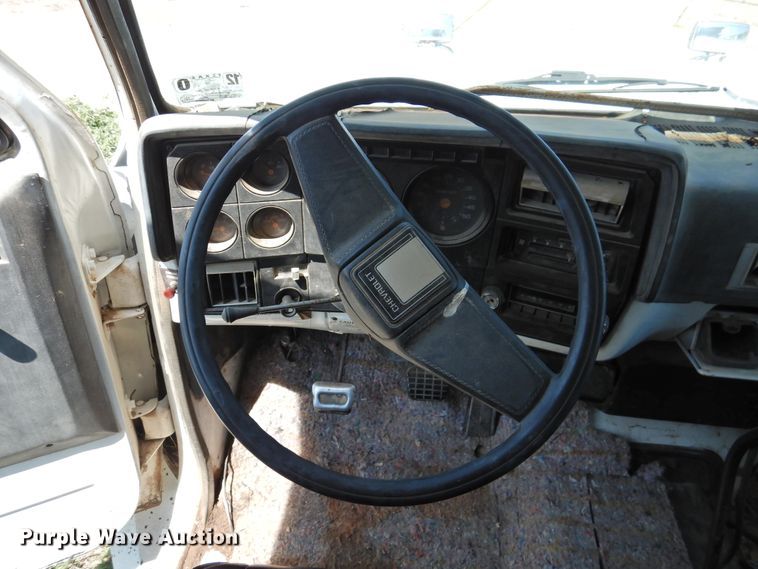 image for item DK2407 1985 GMC 7000  dump truck