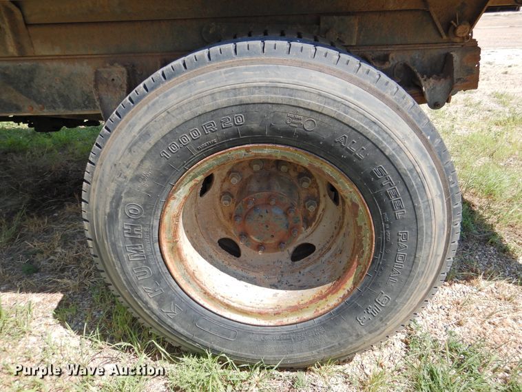 image for item DK2407 1985 GMC 7000  dump truck