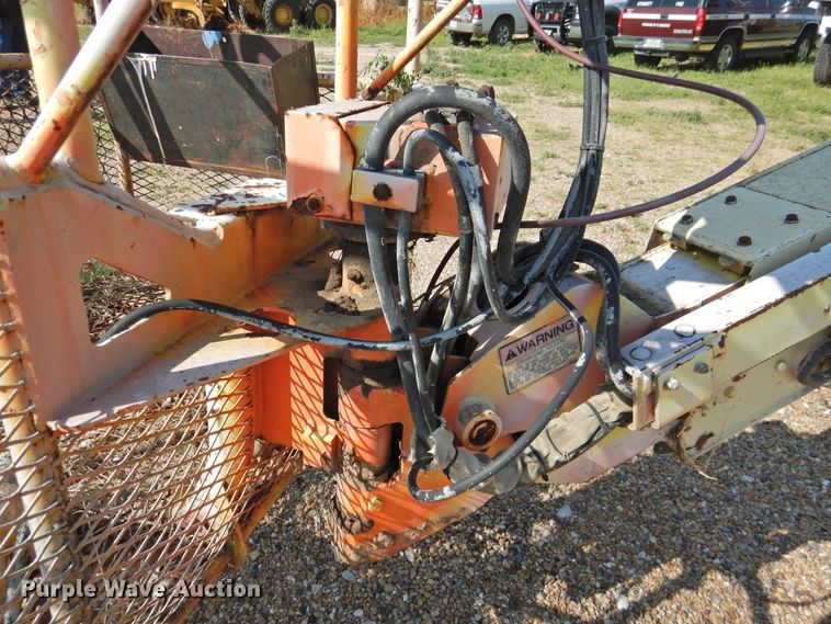 image for item DK2408 1998 JLG 40H  boom lift