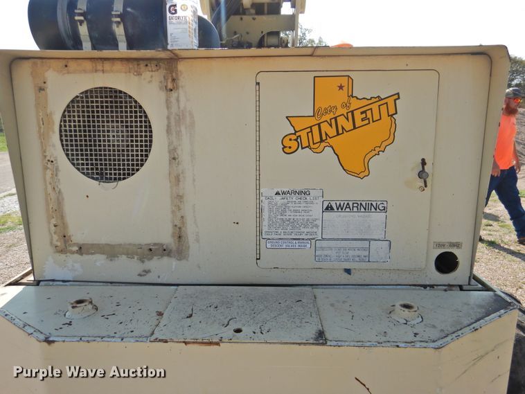 image for item DK2408 1998 JLG 40H  boom lift