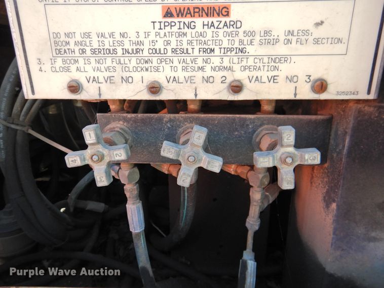 image for item DK2408 1998 JLG 40H  boom lift