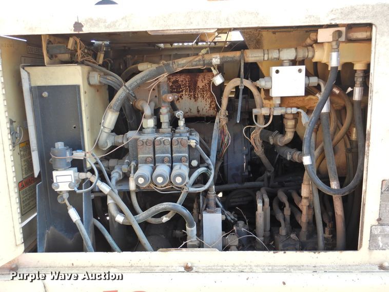 image for item DK2408 1998 JLG 40H  boom lift