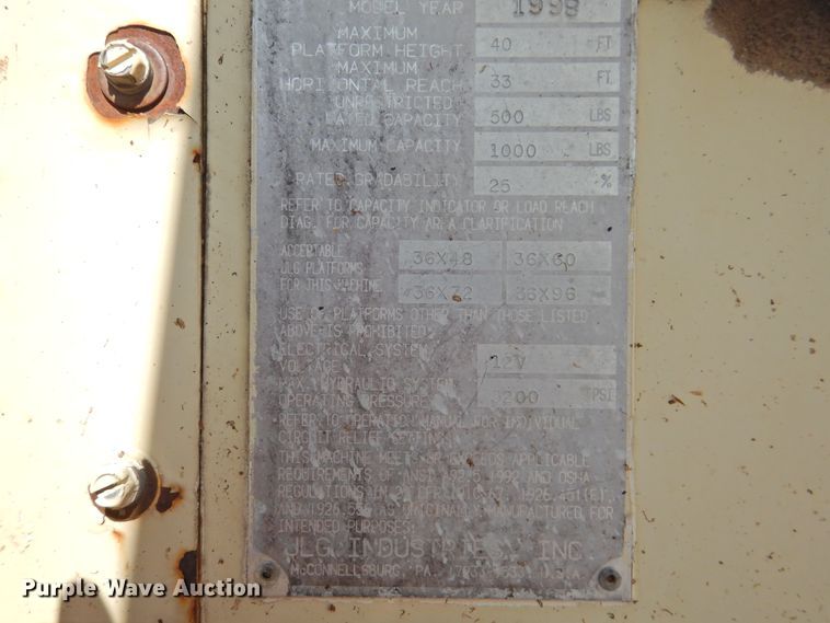 image for item DK2408 1998 JLG 40H  boom lift