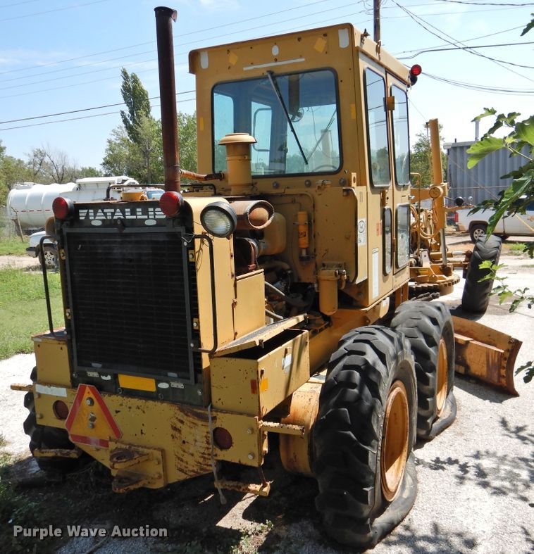 image for item DK2409 1983 Fiat-Allis FG85  rigid frame motor grader