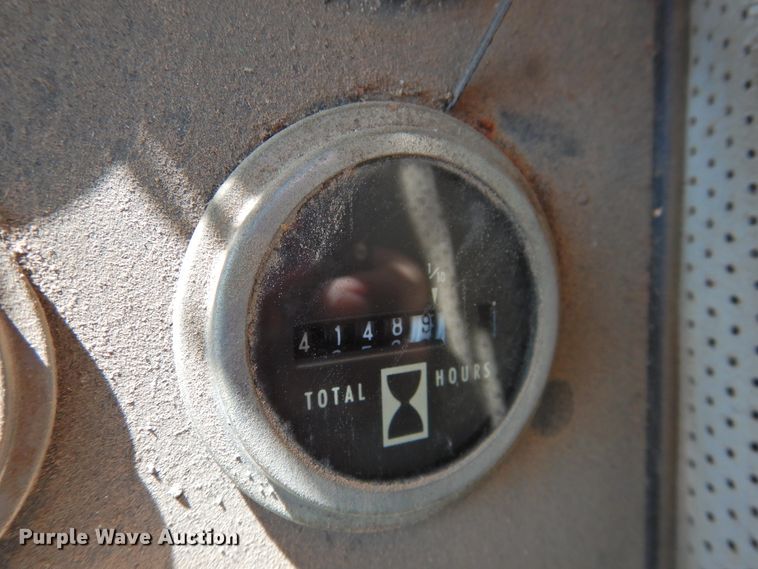 image for item DK2409 1983 Fiat-Allis FG85  rigid frame motor grader