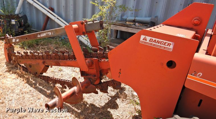 image for item DK2410 Ditch Witch 4010  trencher