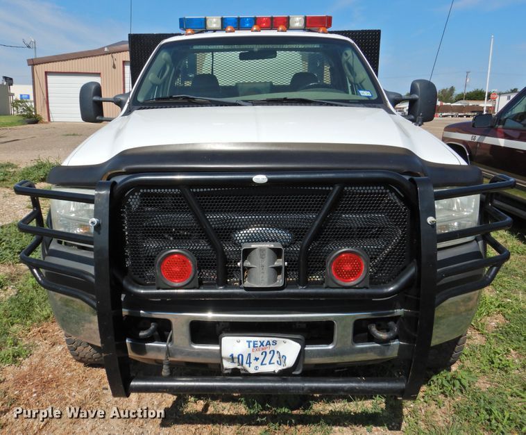 image for item DK2411 2006 Ford F550 Super Duty  flatbed truck