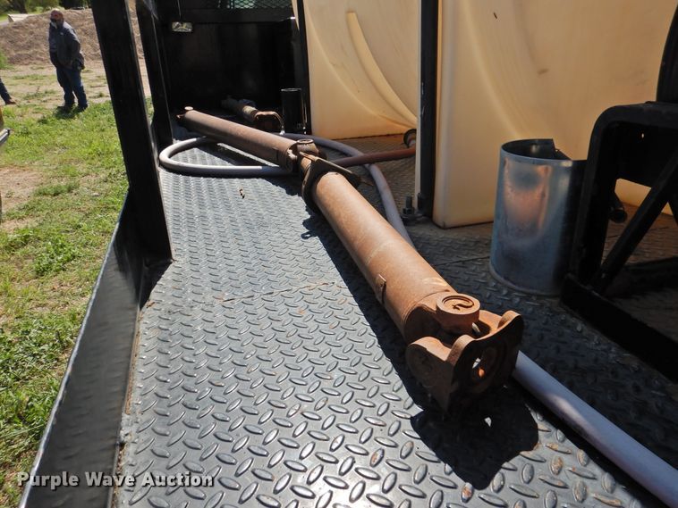 image for item DK2411 2006 Ford F550 Super Duty  flatbed truck