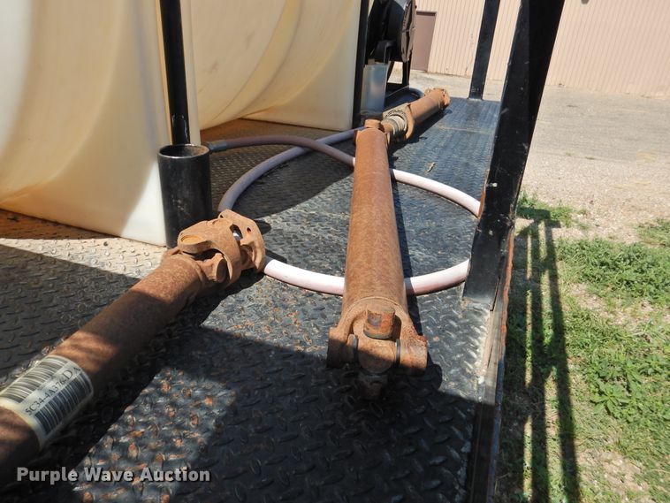 image for item DK2411 2006 Ford F550 Super Duty  flatbed truck