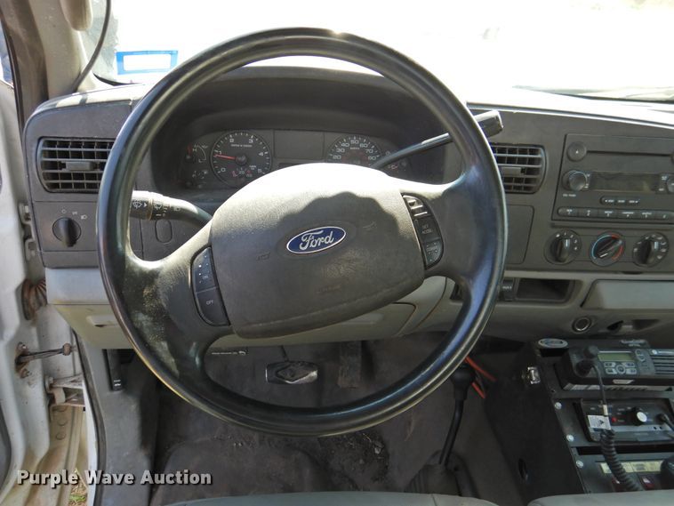 image for item DK2411 2006 Ford F550 Super Duty  flatbed truck