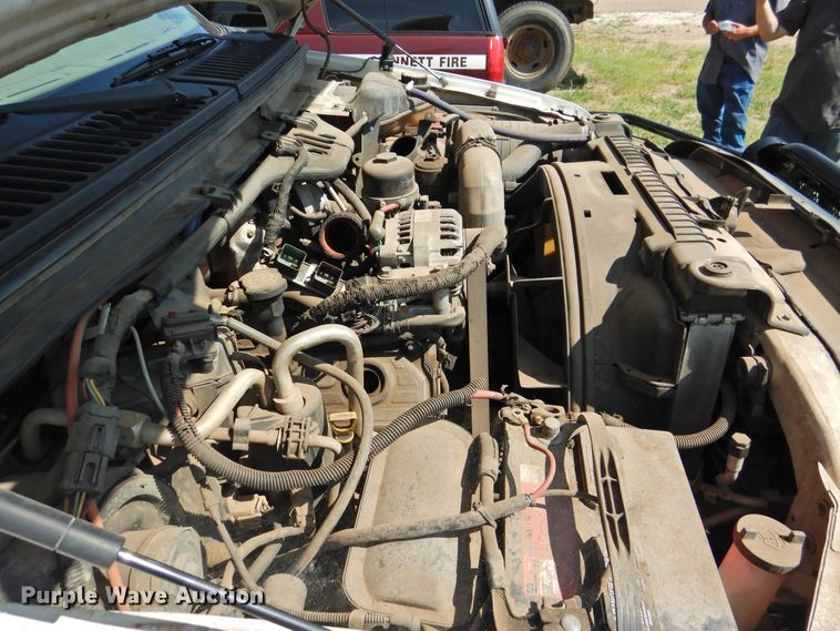 image for item DK2411 2006 Ford F550 Super Duty  flatbed truck