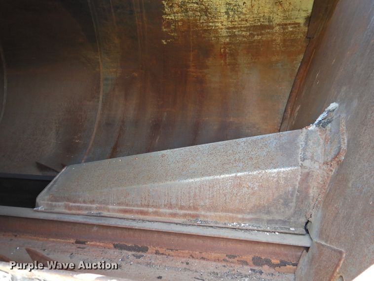 image for item DK2415 1997 Ford L8513  refuse truck