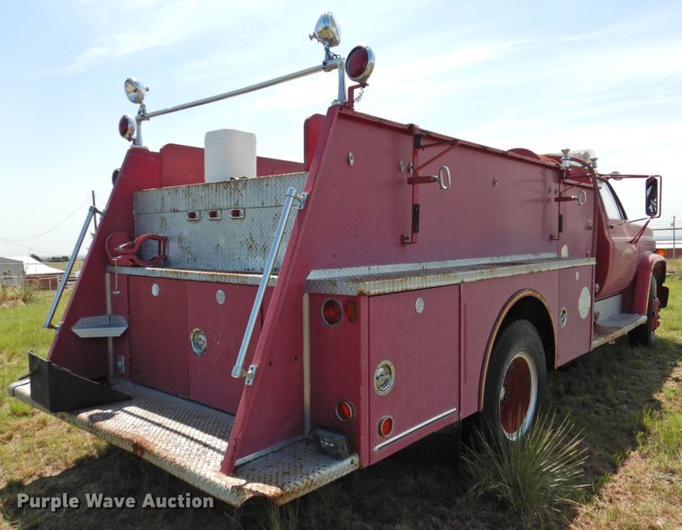 image for item DK2417 1981 Chevrolet C7D042  pumper fire truck