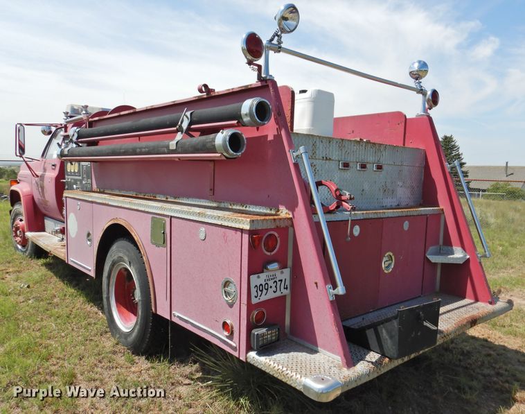 image for item DK2417 1981 Chevrolet C7D042  pumper fire truck