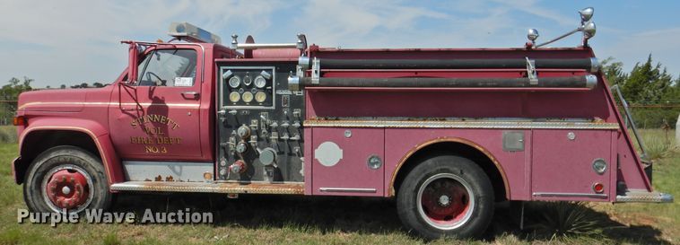 image for item DK2417 1981 Chevrolet C7D042  pumper fire truck