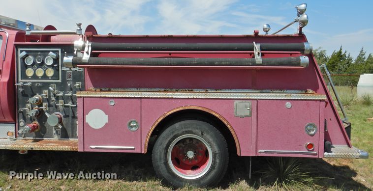 image for item DK2417 1981 Chevrolet C7D042  pumper fire truck