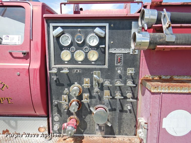 image for item DK2417 1981 Chevrolet C7D042  pumper fire truck