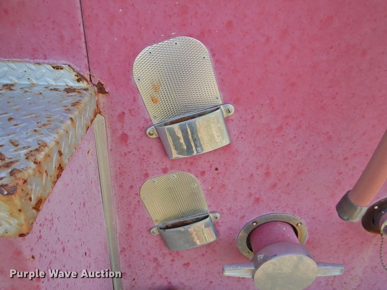 image for item DK2417 1981 Chevrolet C7D042  pumper fire truck