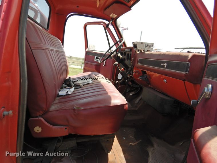 image for item DK2417 1981 Chevrolet C7D042  pumper fire truck