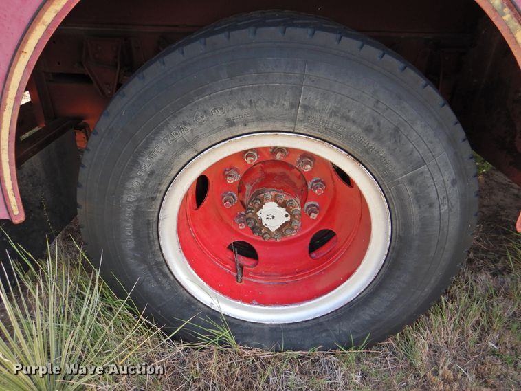 image for item DK2417 1981 Chevrolet C7D042  pumper fire truck