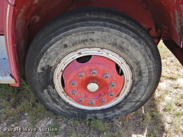 image for item DK2417 1981 Chevrolet C7D042  pumper fire truck