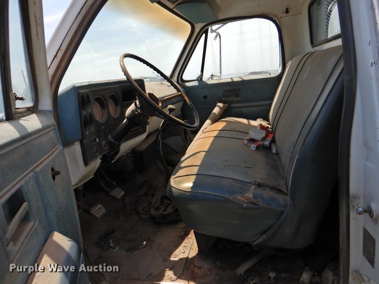 image for item DK2418 1977 Chevrolet C60  dump flatbed truck