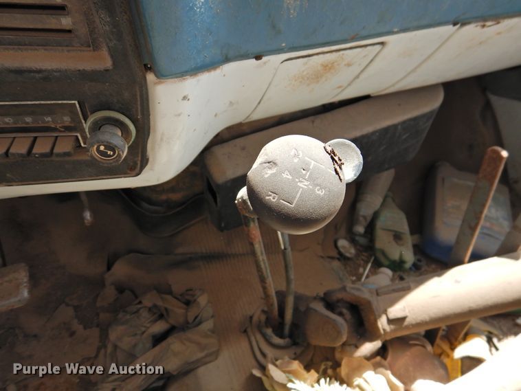 image for item DK2418 1977 Chevrolet C60  dump flatbed truck