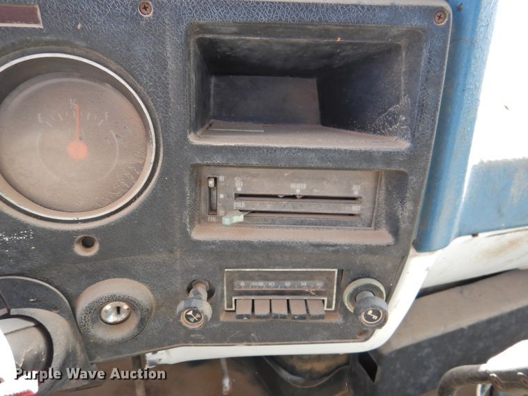 image for item DK2418 1977 Chevrolet C60  dump flatbed truck