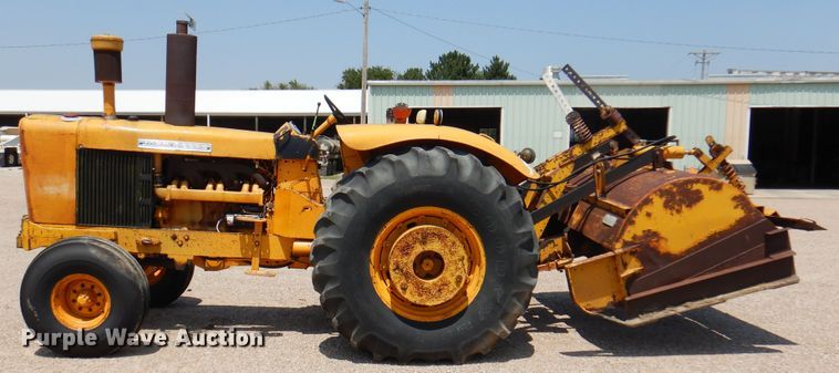 image for item DK8119 1970 John Deere 700A  tractor