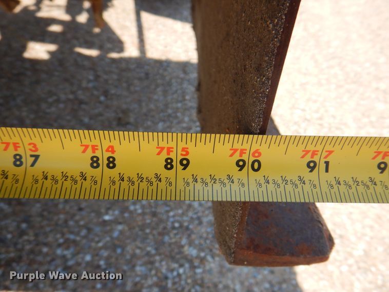 image for item DK8119 1970 John Deere 700A  tractor