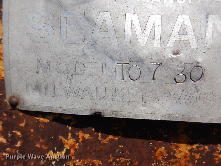 image for item DK8119 1970 John Deere 700A  tractor