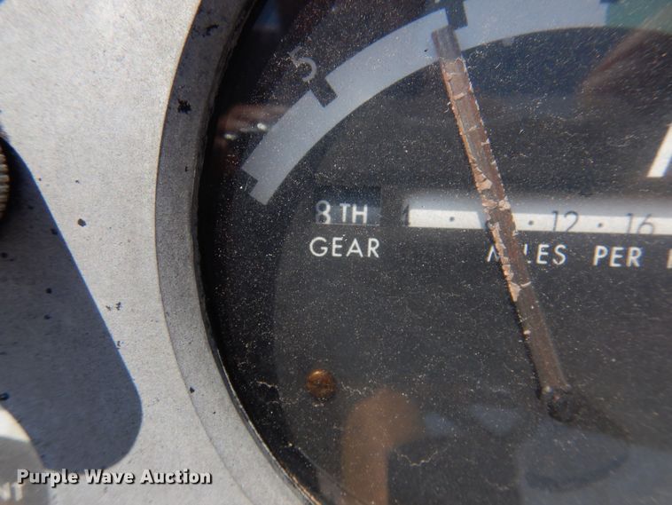 image for item DK8119 1970 John Deere 700A  tractor