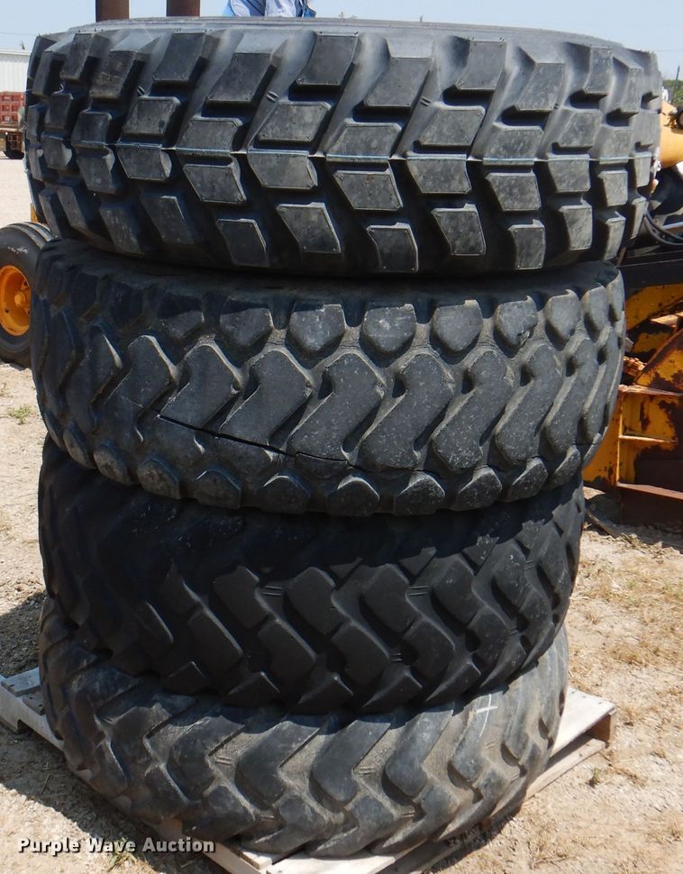 image for item DK8120 (4) tires