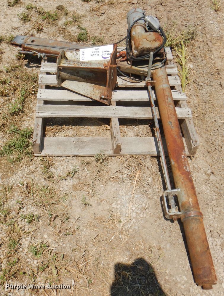 image for item DK8121 Santa Anita CT2003 hoist