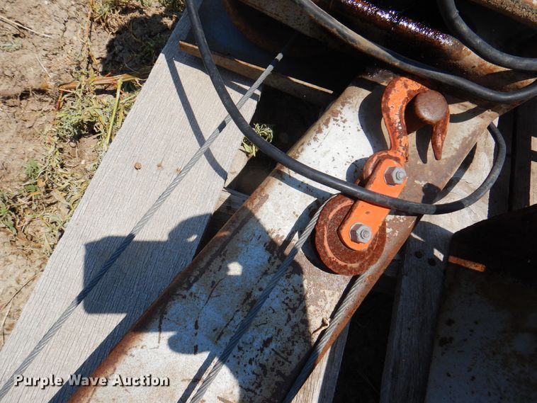 image for item DK8121 Santa Anita CT2003 hoist